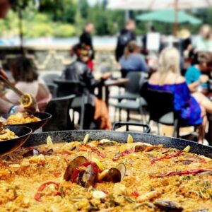 PAELLA al fresco