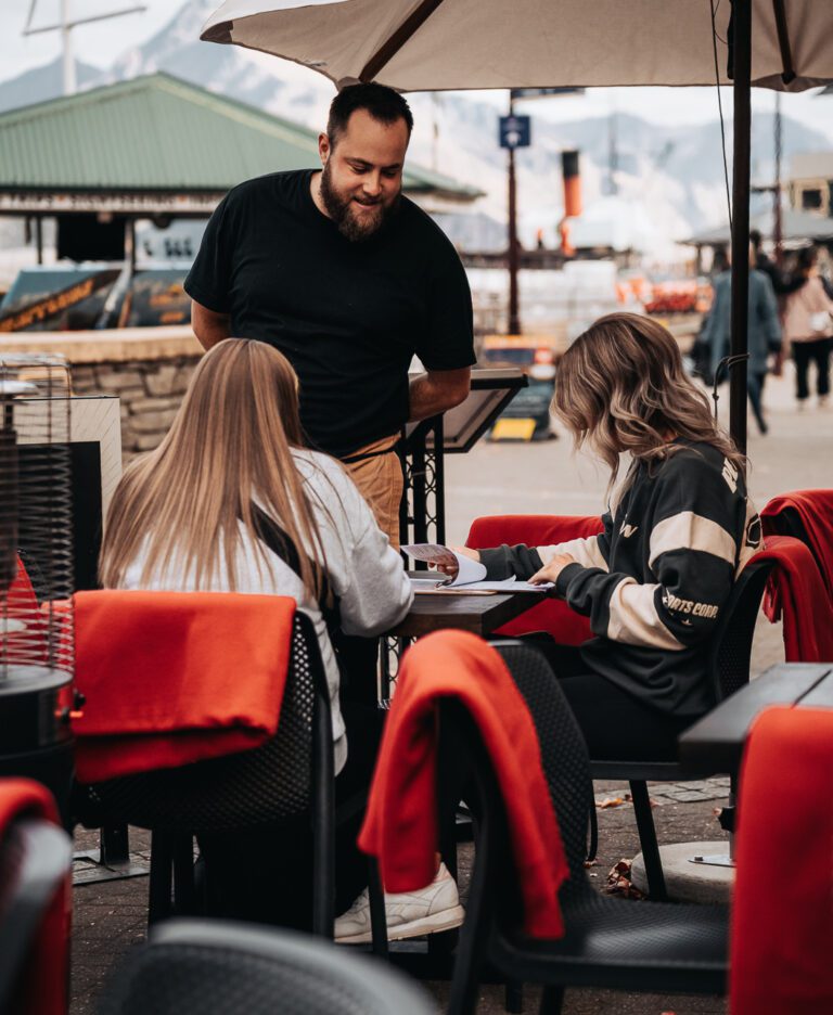 queenstown restaurants with a view